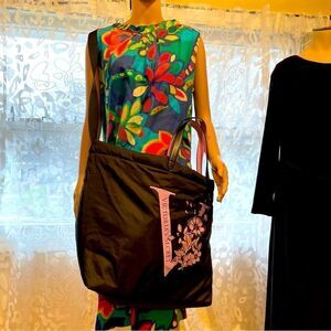 Victoria’s Secret black crossbody overnight weekender bag